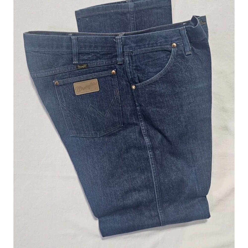 Wrangler Jeans Men 42x32 Blue Denim‎ Dark Wash 13MWZ Cowboy Cut Orginal Fit